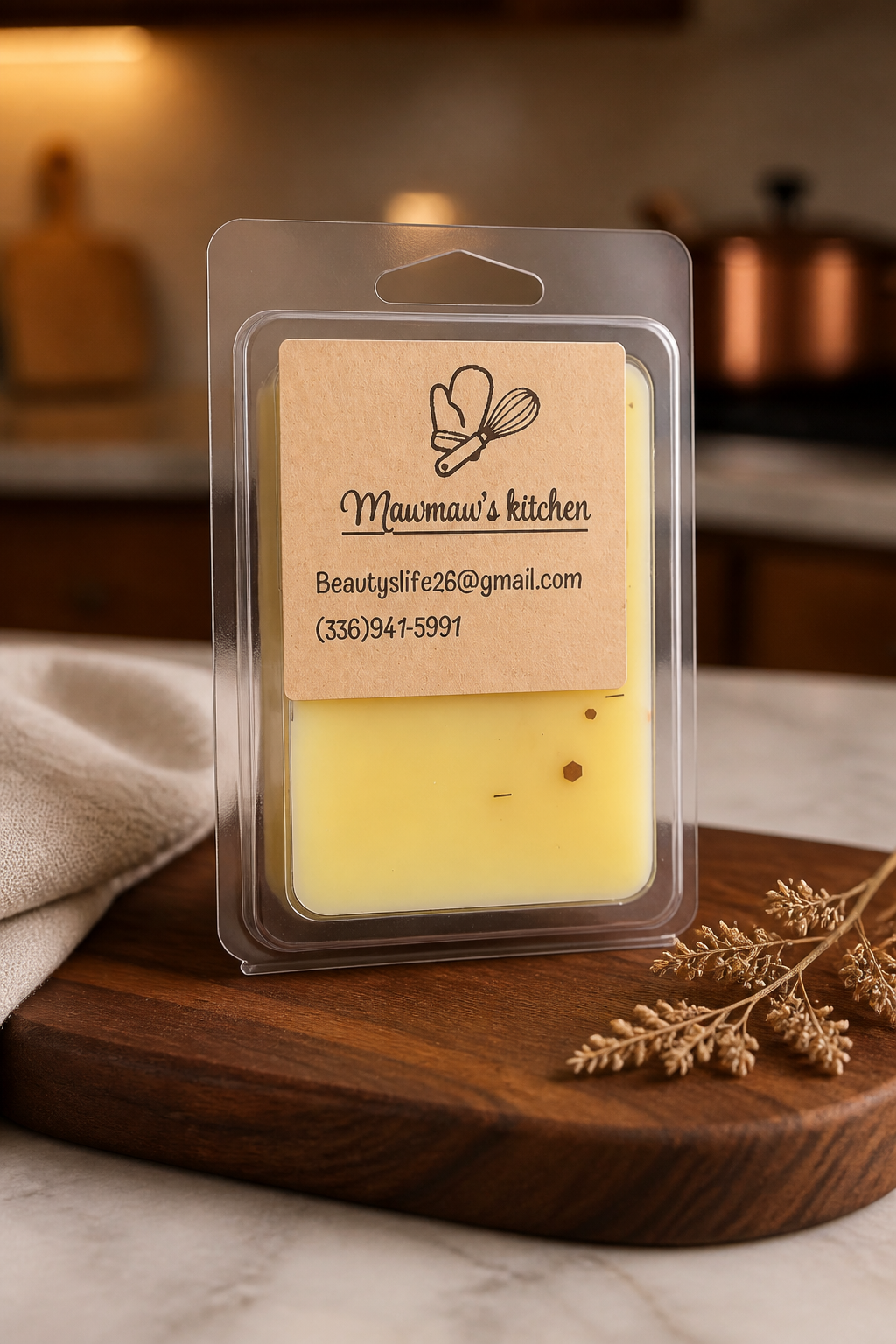 (Mawmaw’s Kitchen) clamshell ~soy wax~